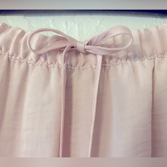 SOLD. Pink Skirt. Slip on, great quality. - Picture 2 of 5